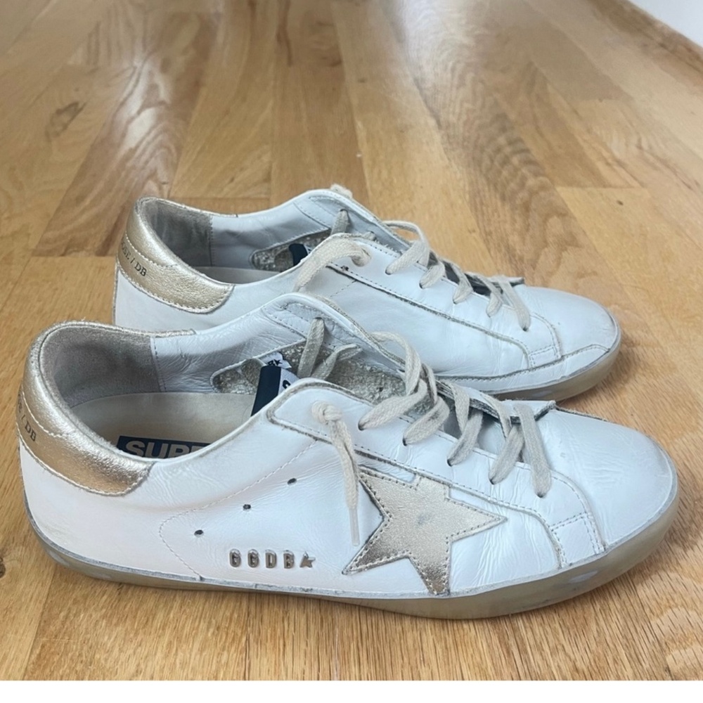 Golden Goose Superstars
